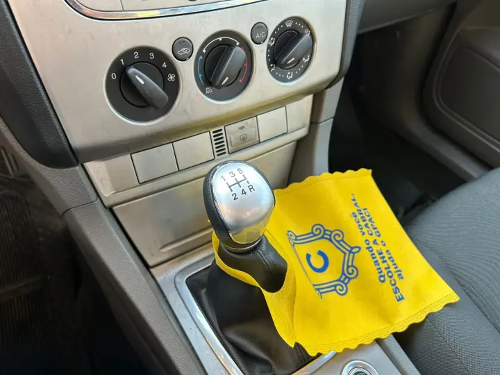 Focus Sedan 2.0 16V/2.0 16V Flex 4p