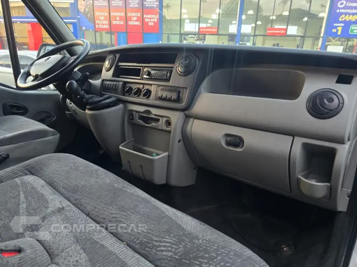Master 2.5 dCi FurgãoTB Curto Diesel