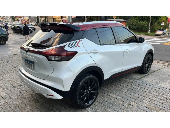 KICKS 1.6 16V FLEXSTART XPLAY XTRONIC