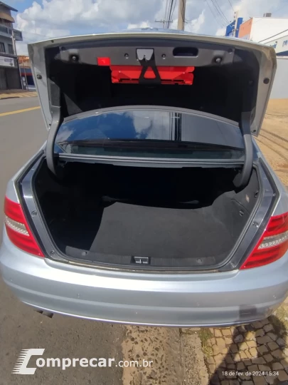 180 C 1.8 Sedan 8V