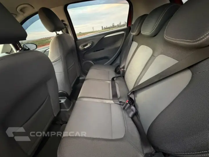 PUNTO 1.4 ATTRACTIVE 8V FLEX 4P MANUAL
