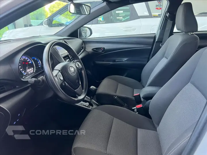 YARIS 1.5 16V FLEX XL MULTIDRIVE