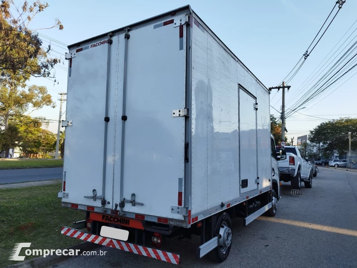 Delivery Express+  2.8 Prime + Baú Facchini