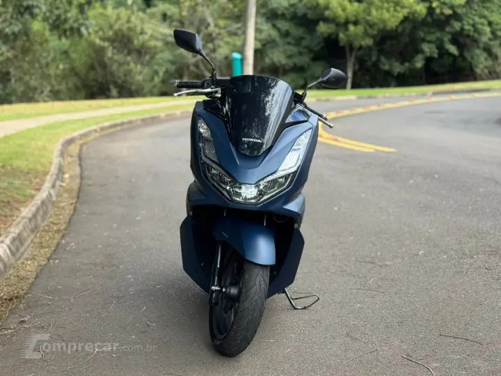 PCX 160 DLX