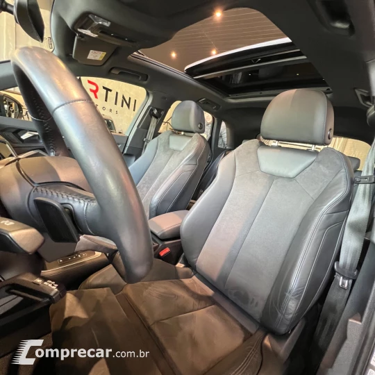 Q3 Black Ed. 1.4 TFSI Flex/Black S-tron.