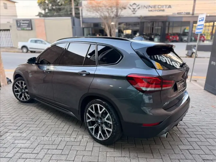 X1 2.0 16V Turbo Activeflex25i Sport