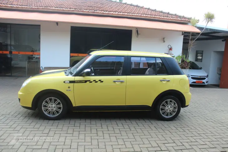 320 1.3 16V 4P ELITE