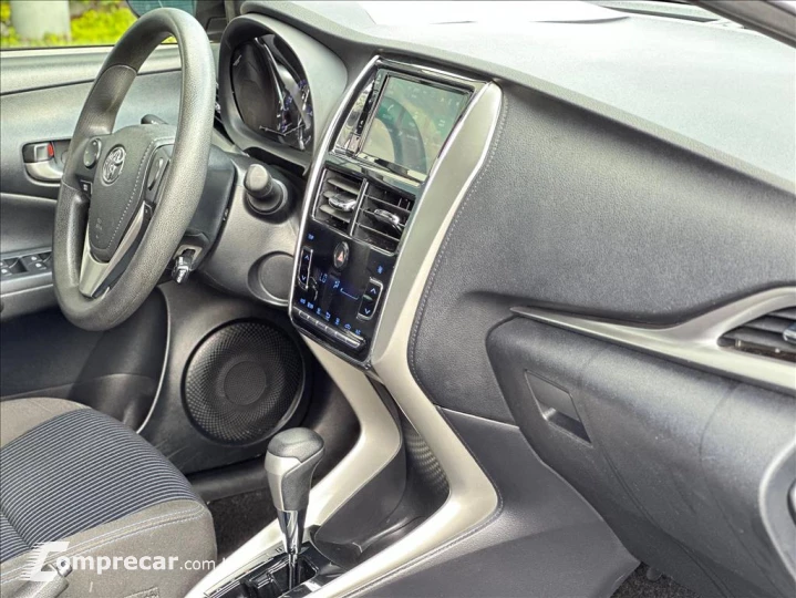 YARIS 1.3 16V FLEX XL PLUS TECH MULTIDRIVE