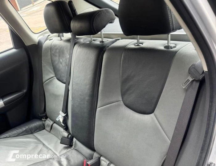IMPREZA 2.0L