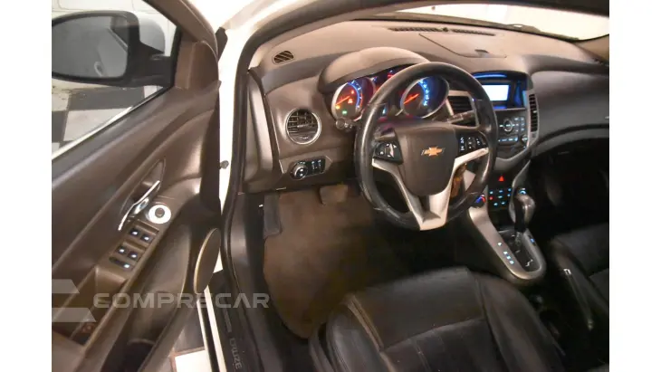 CRUZE SEDAN - 1.8 LT 16V 4P AUTOMÁTICO