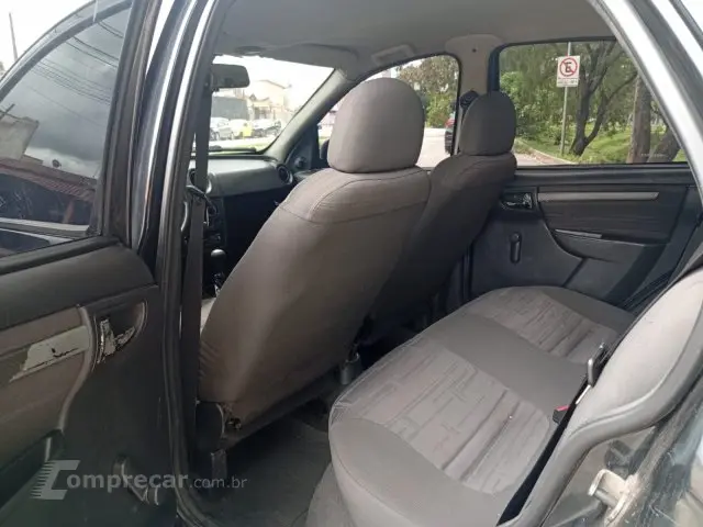 PRISMA - 1.4 MPFI MAXX 8V 4P MANUAL