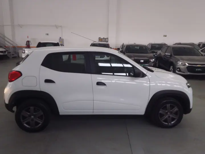 KWID 1.0 12V SCE FLEX ZEN MANUAL