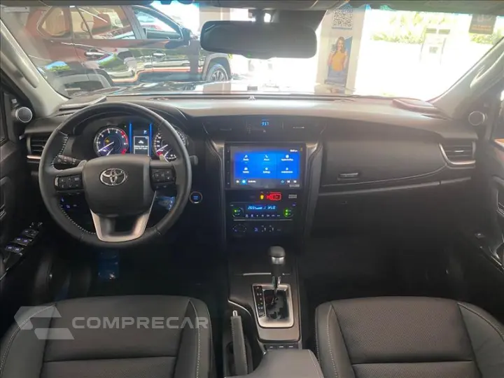 HILUX SW4 2.8 D-4d Turbo SRX Platinum 7L 4X4