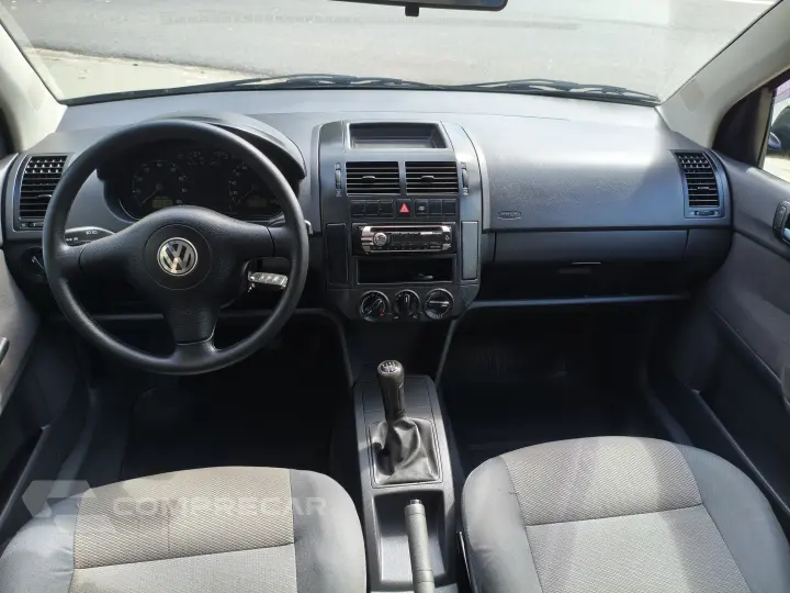 POLO SEDAN 1.6 MI 8V