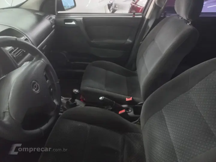 ASTRA 2.0 MPFI Advantage 8V