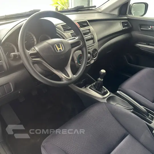 CITY Sedan DX 1.5 Flex 16V Mec.