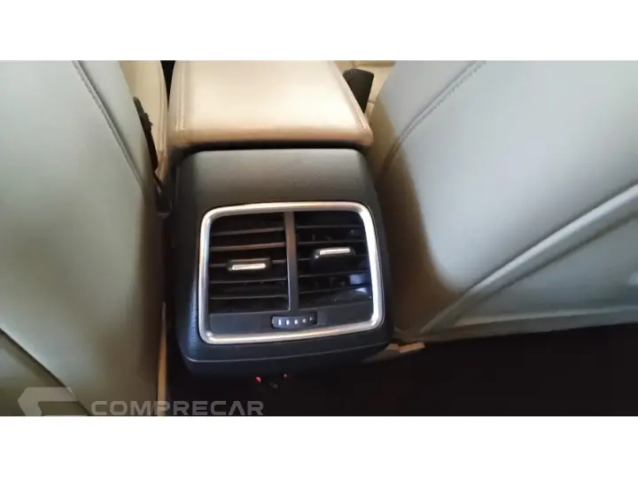Q3 1.4 TFSI AMBIENTE FLEX 4P S TRONIC