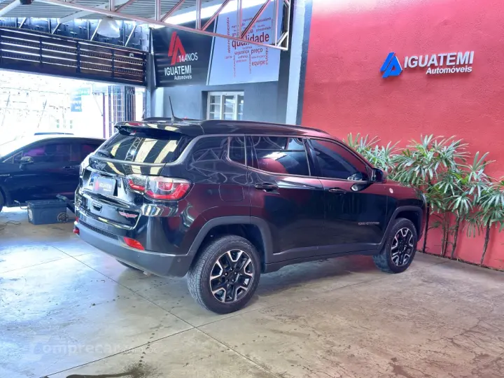 COMPASS 2.0 16V DIESEL TRAILHAWK 4X4 AUTOMÁTICO