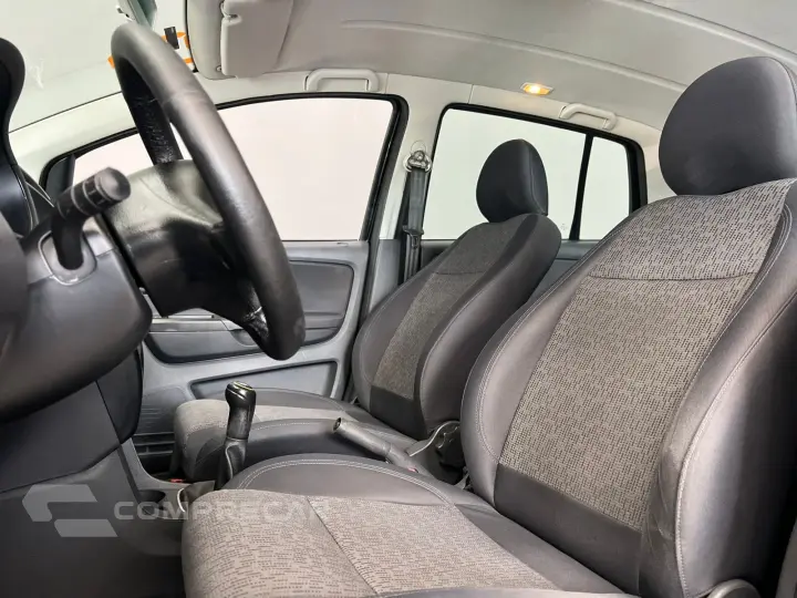 FOX 1.6 MI 8V FLEX 4P MANUAL