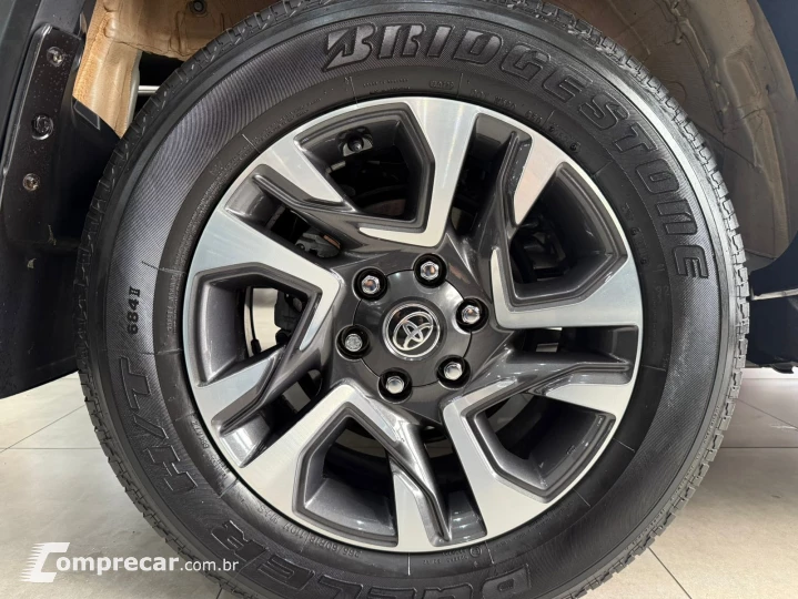 HILUX SW4 2.8 SRX Diamond 4X4 7 Lugares 16V Turbo Intercoole