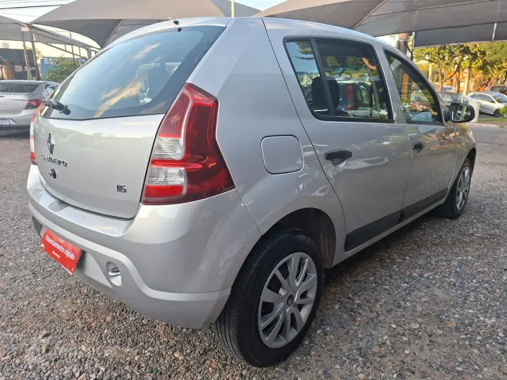 Sandero 1.6 EXPRESSION 8V FLEX 4P MANUAL