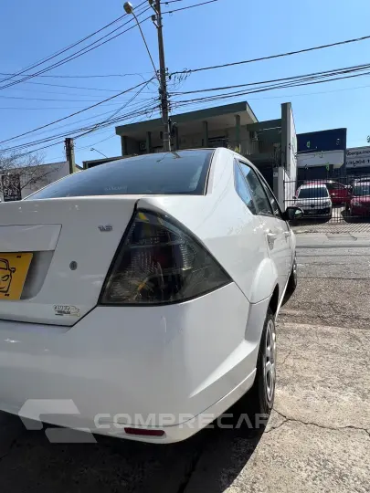 FIESTA 1.6 MPI Class Sedan 8V