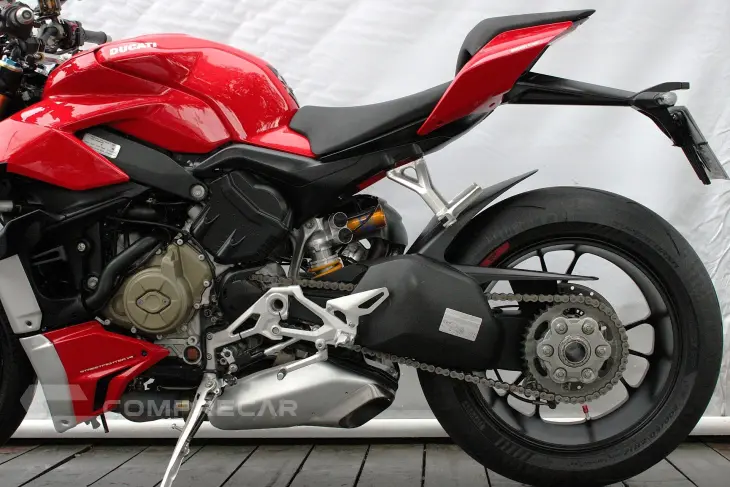 DUCATI STREETFIGHTER V4 S