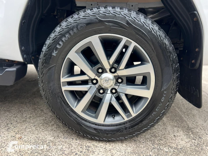 HILUX 2.8 D-4d Turbo CD Power Pack 4X4