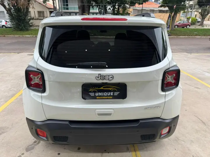 Renegade 1.8 16V Flex Sport 4P Automático