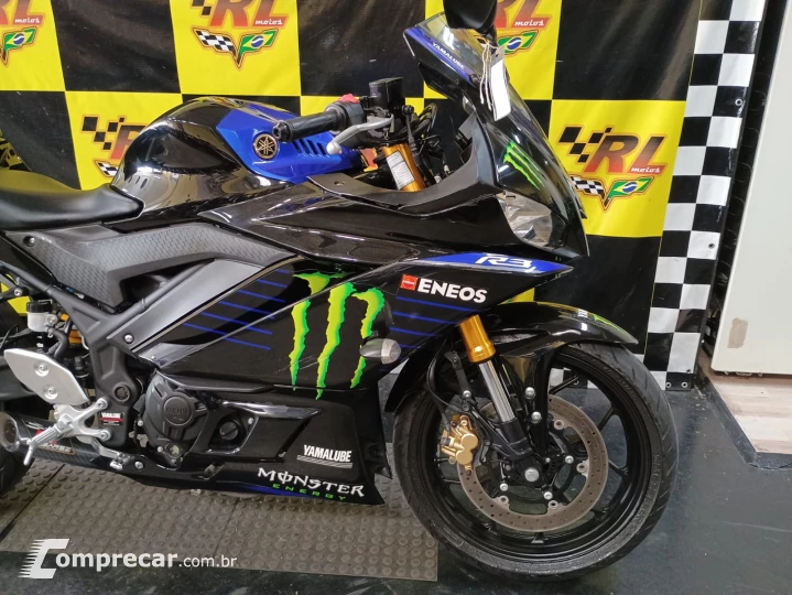 YZF R3 monster