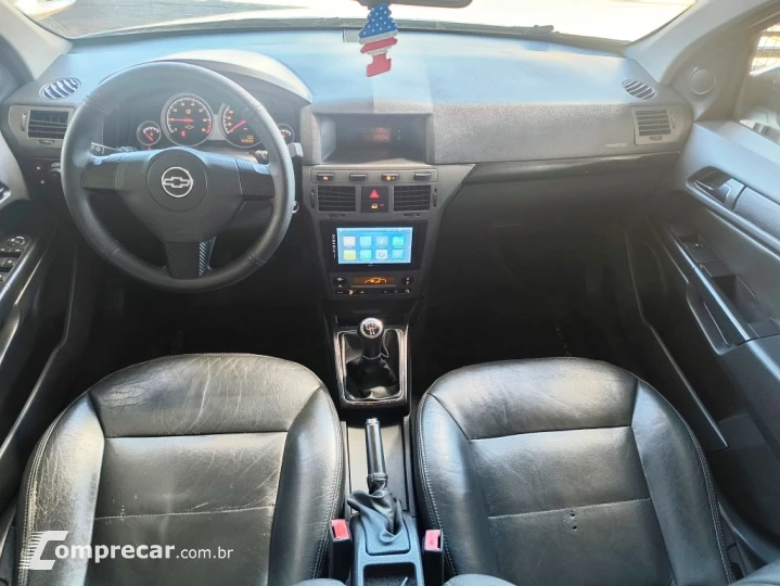 VECTRA 2.0 MPFI GT Hatch 8V