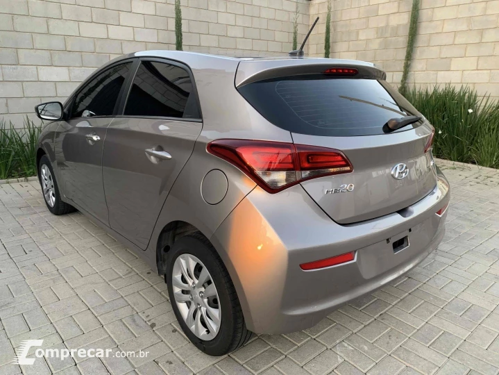 HB20 1.6 COMFORT PLUS 16V FLEX 4P MANUAL
