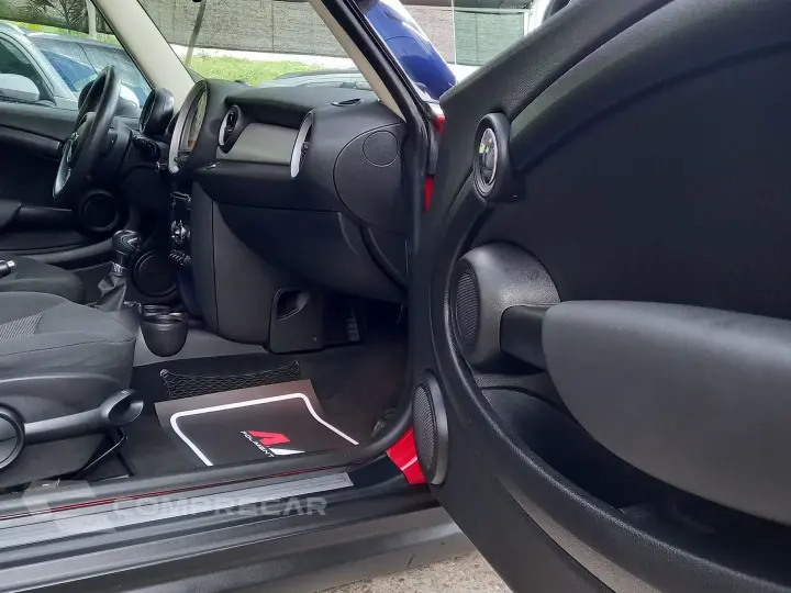 One 1.6 16V Gasolina 2P Automático