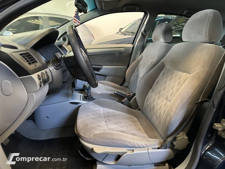 VECTRA 2.0 MPFI Elegance 8V