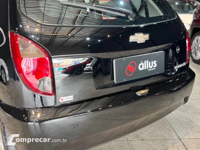 CELTA - 1.0 MPFI LT 8V 4P MANUAL