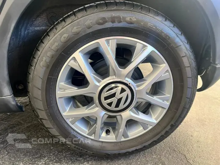 UP! CROSS 1.0 TSI TOTAL FLEX MEC. 4P