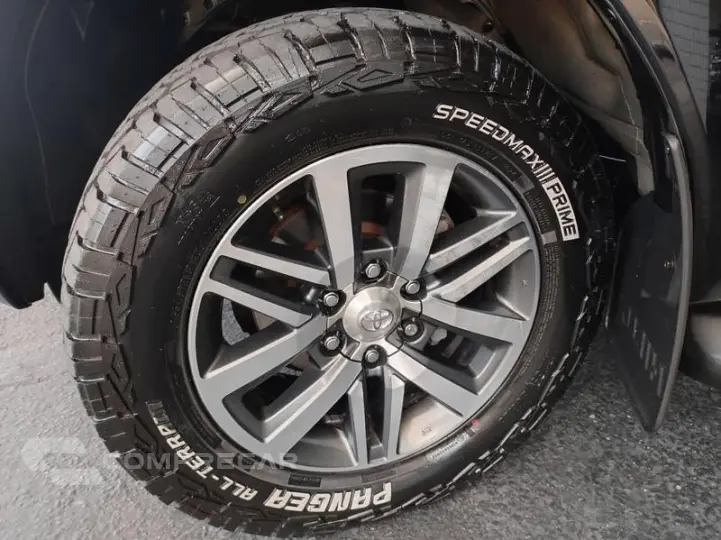 HILUX CD SRV 4X4 2.8 TDI DIESEL AUT.