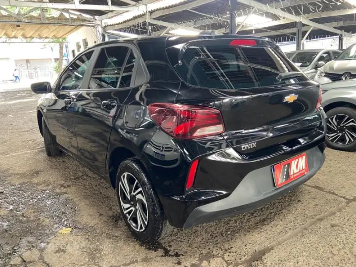 ONIX HATCH LT 1.0 12V TB FLEX 5P MEC.