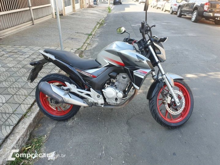 CB 250 Twister