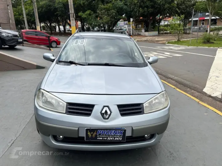 MEGANE 2.0 Dynamique Grand Tour 16V