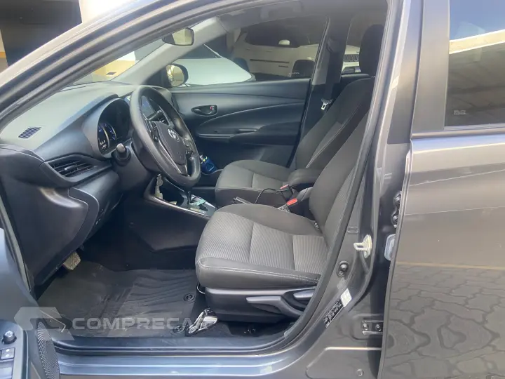 Yaris Sedan XL 1.5 Flex Automático