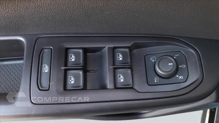 TAOS 1.4 250 TSI TOTAL FLEX HIGHLINE AUTOMÁTICO