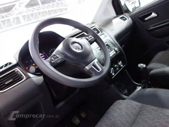 FOX - 1.0 MI 8V 4P MANUAL