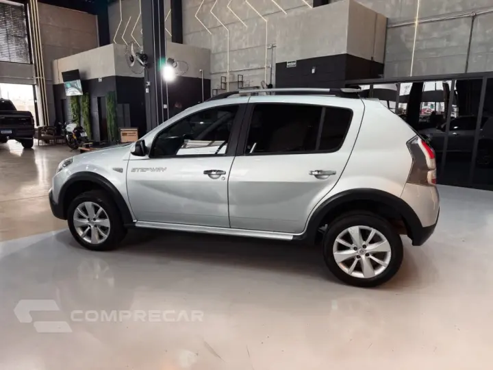 SANDERO 1.6 SL STEPWAY RIP CURL 16V FLEX 4P MANUAL