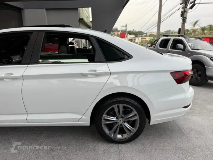 JETTA 1.4 250 TSI TOTAL FLEX R-LINE TIPTRONIC