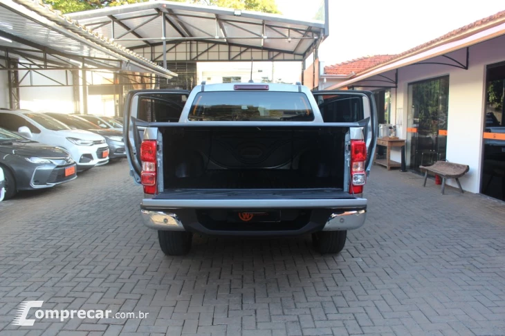 S10 2.8 16V LTZ CABINE DUPLA 4X4 TURBO DIESEL AUTOMÁTICO
