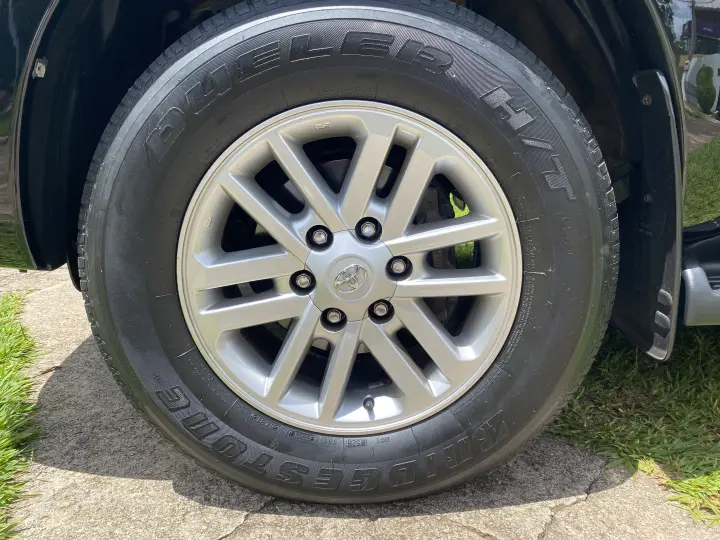 HILUX SW4 2.7 SR 4X2 16V