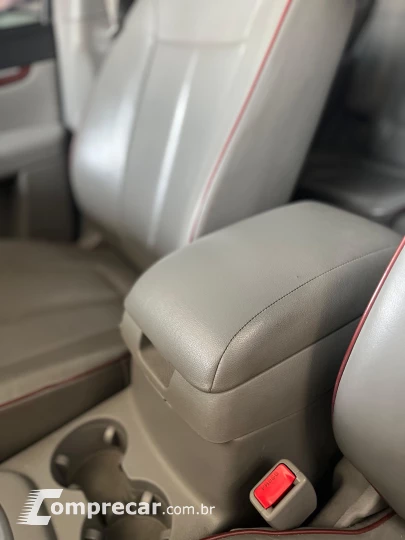 SANTA FÉ 2.7 MPFI GLS 7 Lugares V6 24V