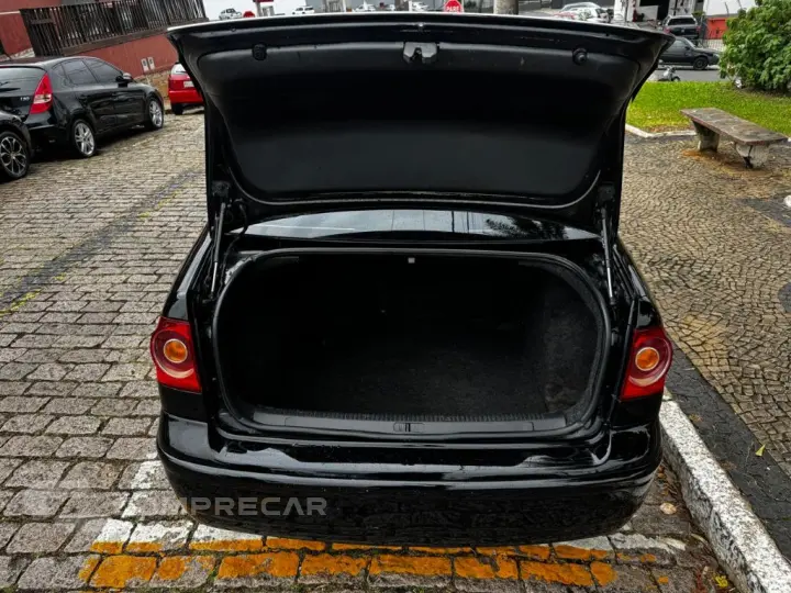 Polo Sed. COMFORT. 1.6 Mi Tot. Flex 8v