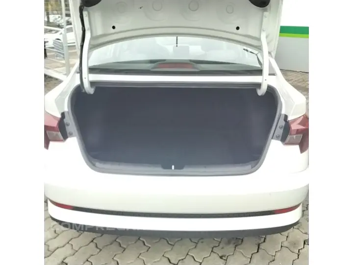 POLO 1.0 MPI TRACK MANUAL